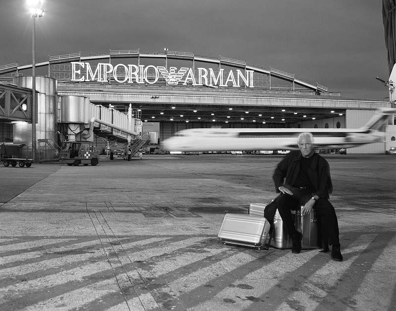 L’AEROPORTO PALCO DELL’EVENTO ARMANI BOARDING