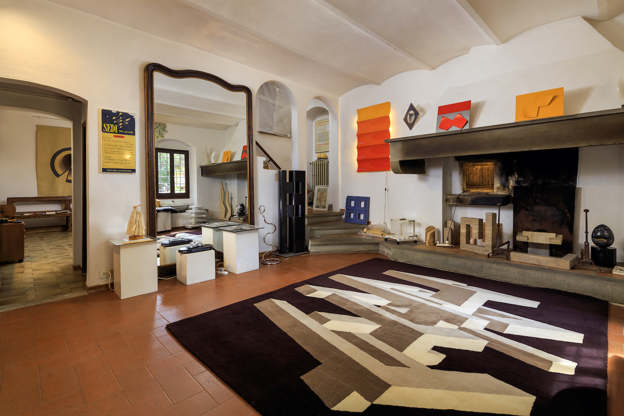 In vendita a Fiesole la casa museo dell’artista Diana Baylon
