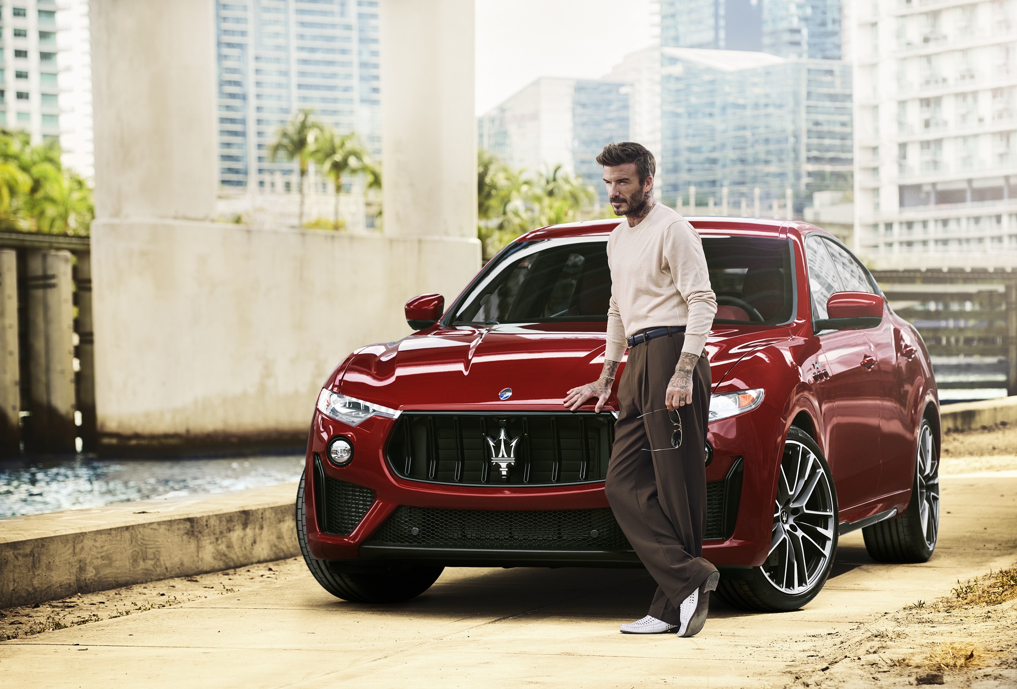 David Beckham, icona sportiva, imprenditore e sex symbol conquista Maserati
