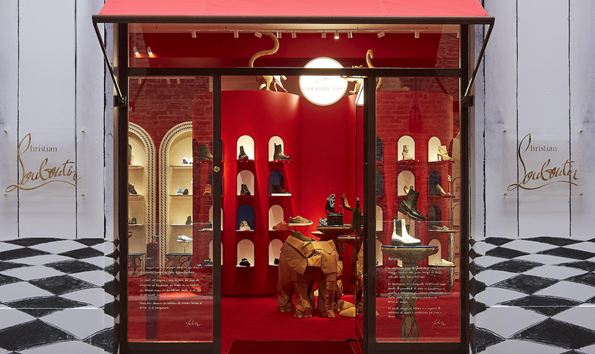 A Milano apre Loubi la temporary boutique di Christian Louboutin