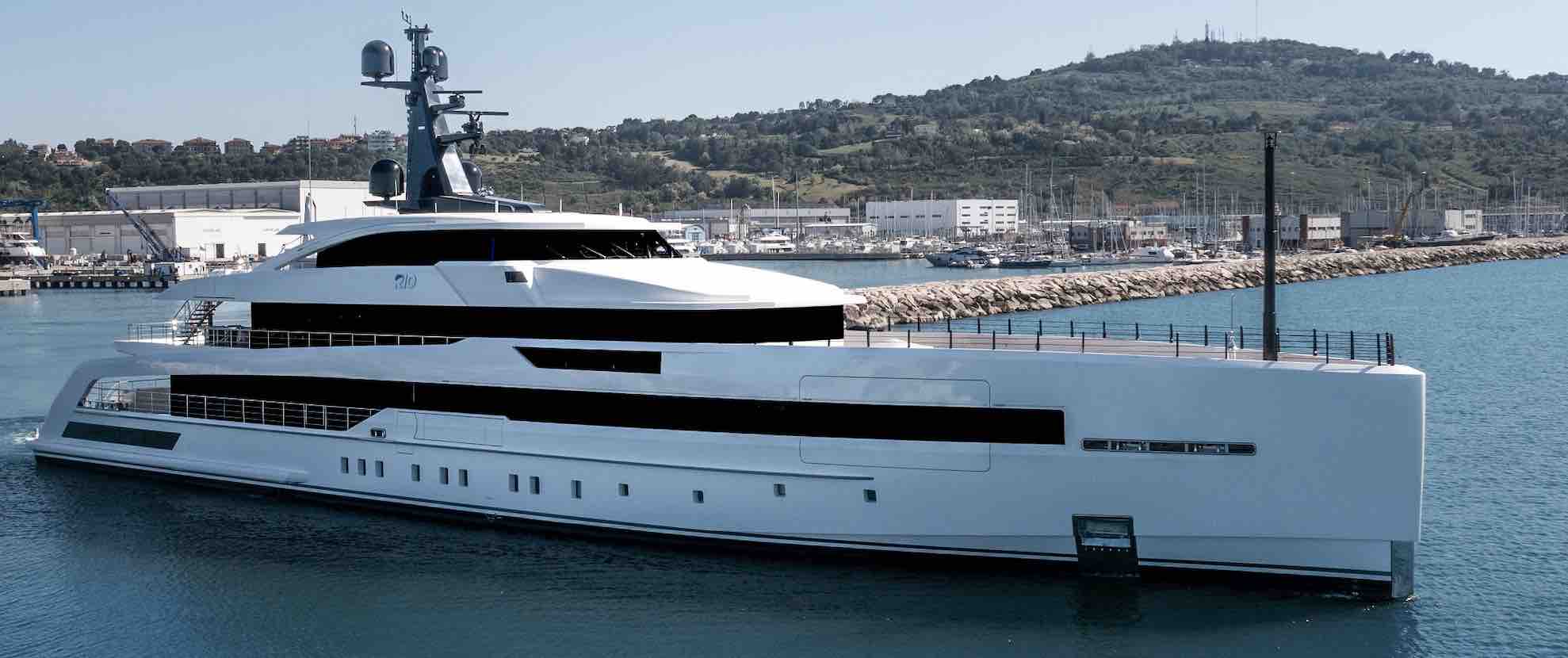 Il superyacht M/Y RIO CRN protagonista al Monaco Yacht Show