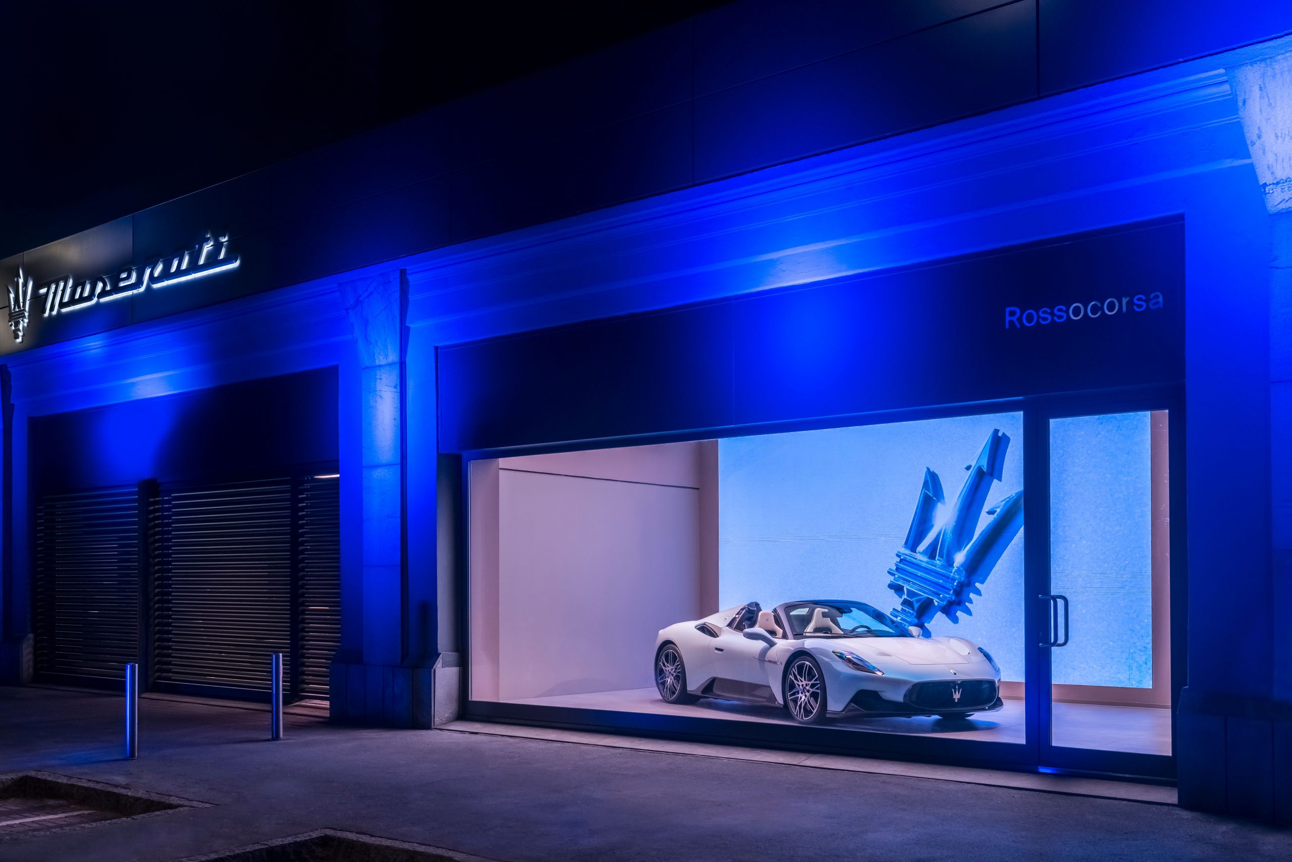 Maserati debutta con il nuovo retail concept “sartorial officina” nel cuore di Milano