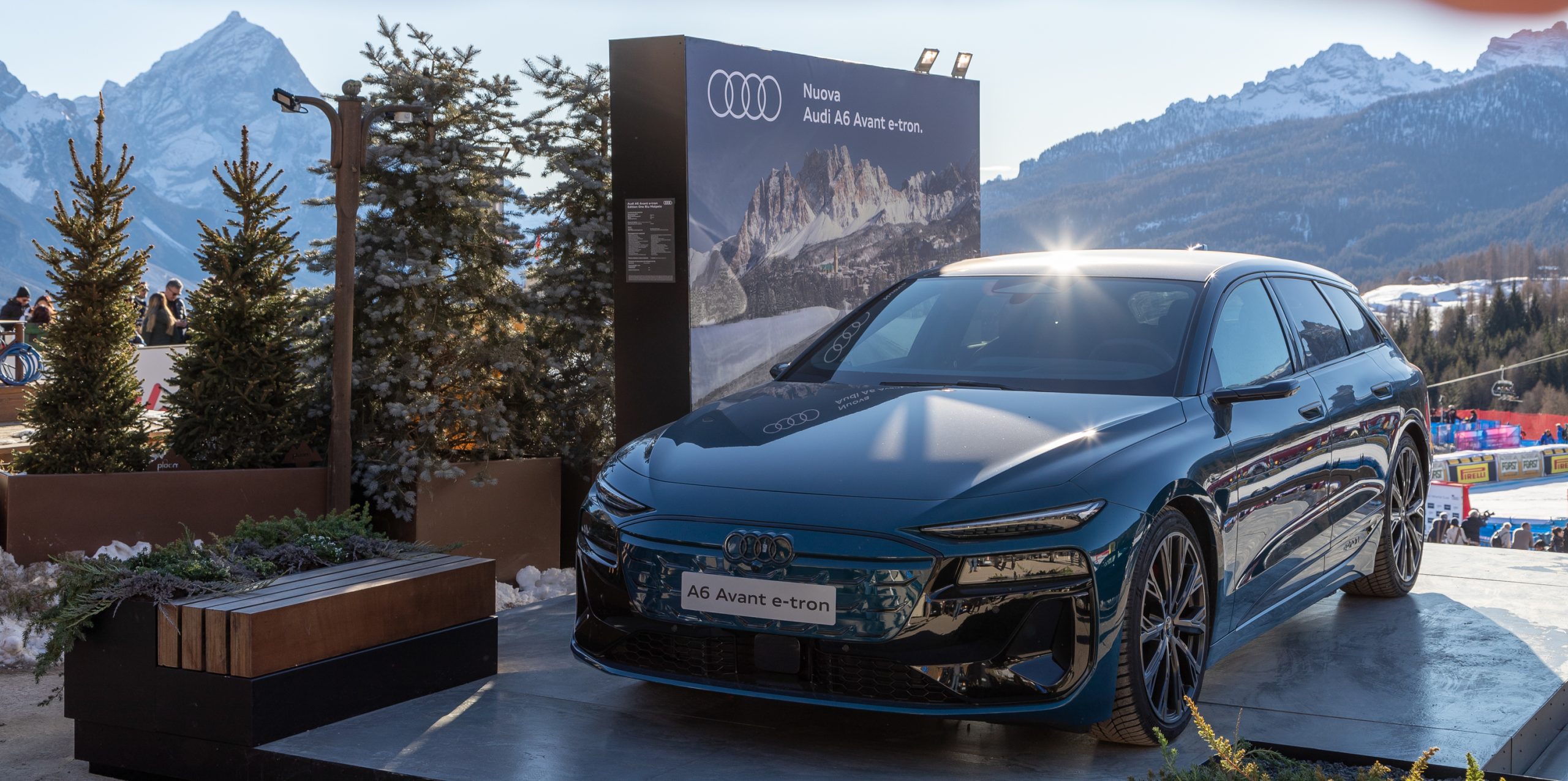 Audi Q6 Sportback e-tron: debutto italiano alla FIS Ski World Cup di Cortina