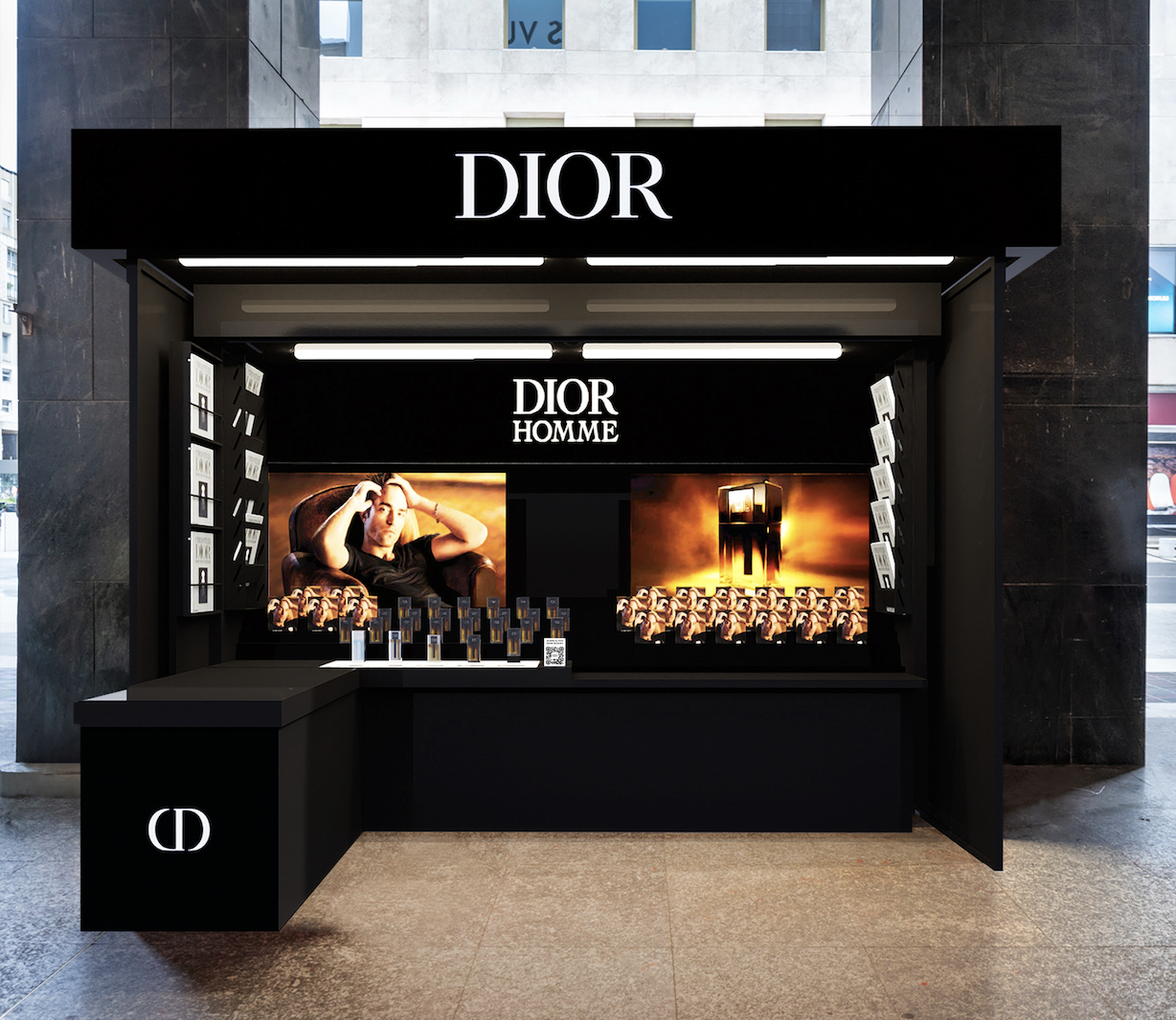 Dior Homme celebra la sua essenza iconica a Milano